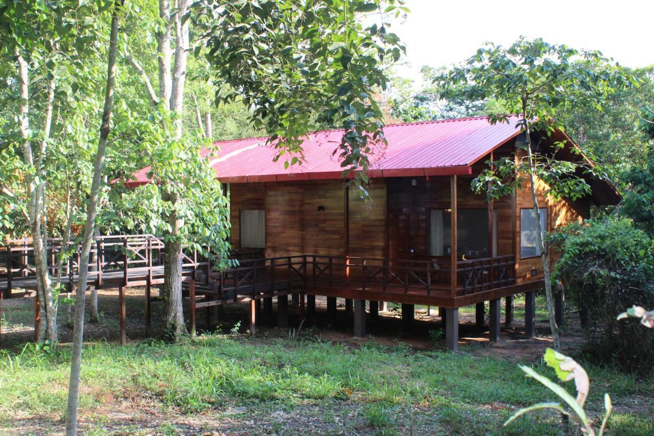 Uni Rao Centro Ecologico Villa Pucallpa Exterior photo